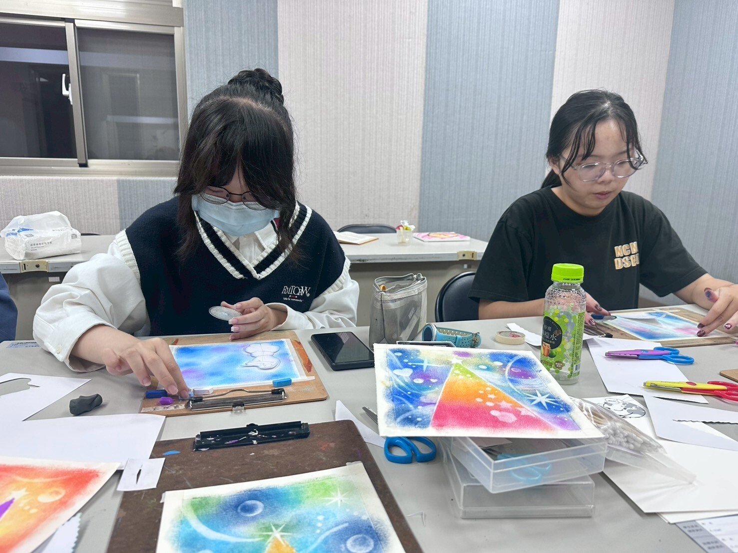 朵拉美術社